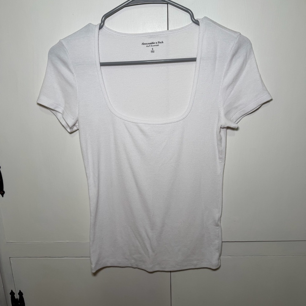 Abercrombie & Fitch White Essential Tee Squareneck top ribbed